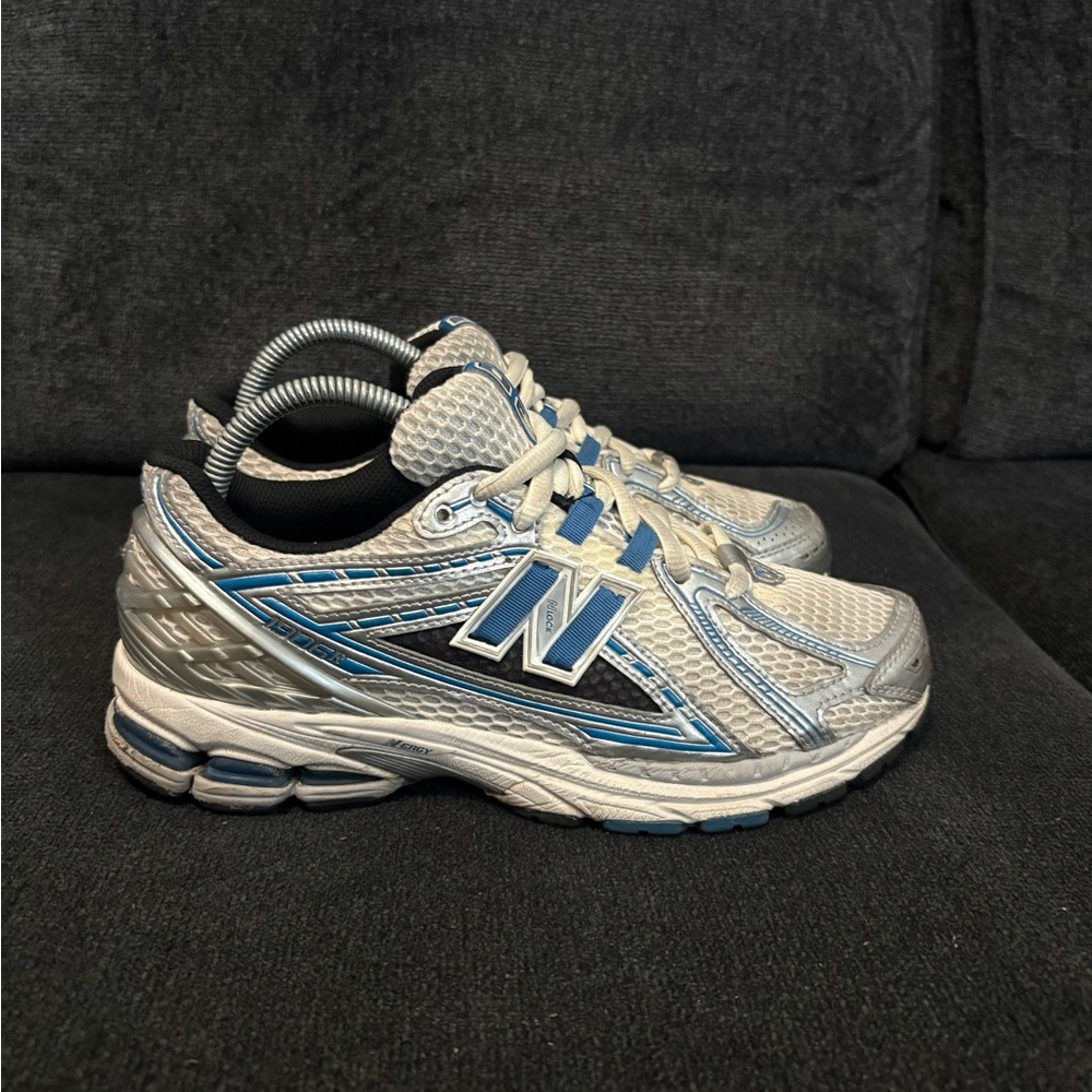 New Balance 1906R Silver Metallic Blue Agate womens Size 9.5